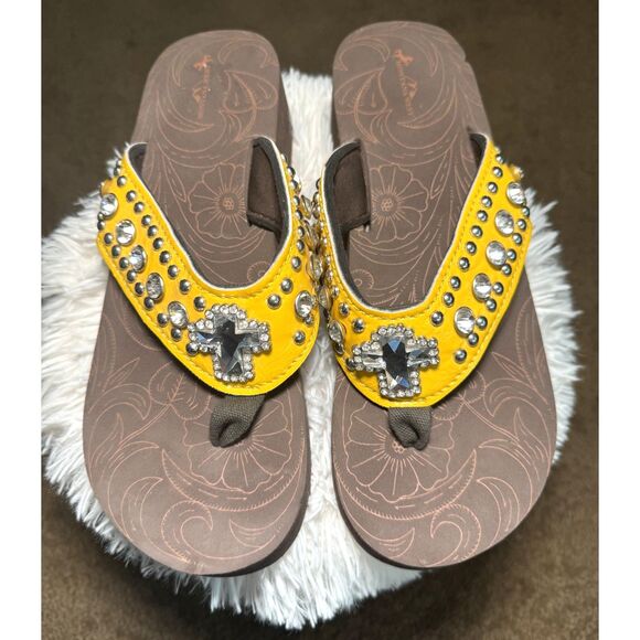New Montana West Flip Flops Western Rhinestone CROSS Wedge Sandals 10 Women’s - Picture 1 of 8